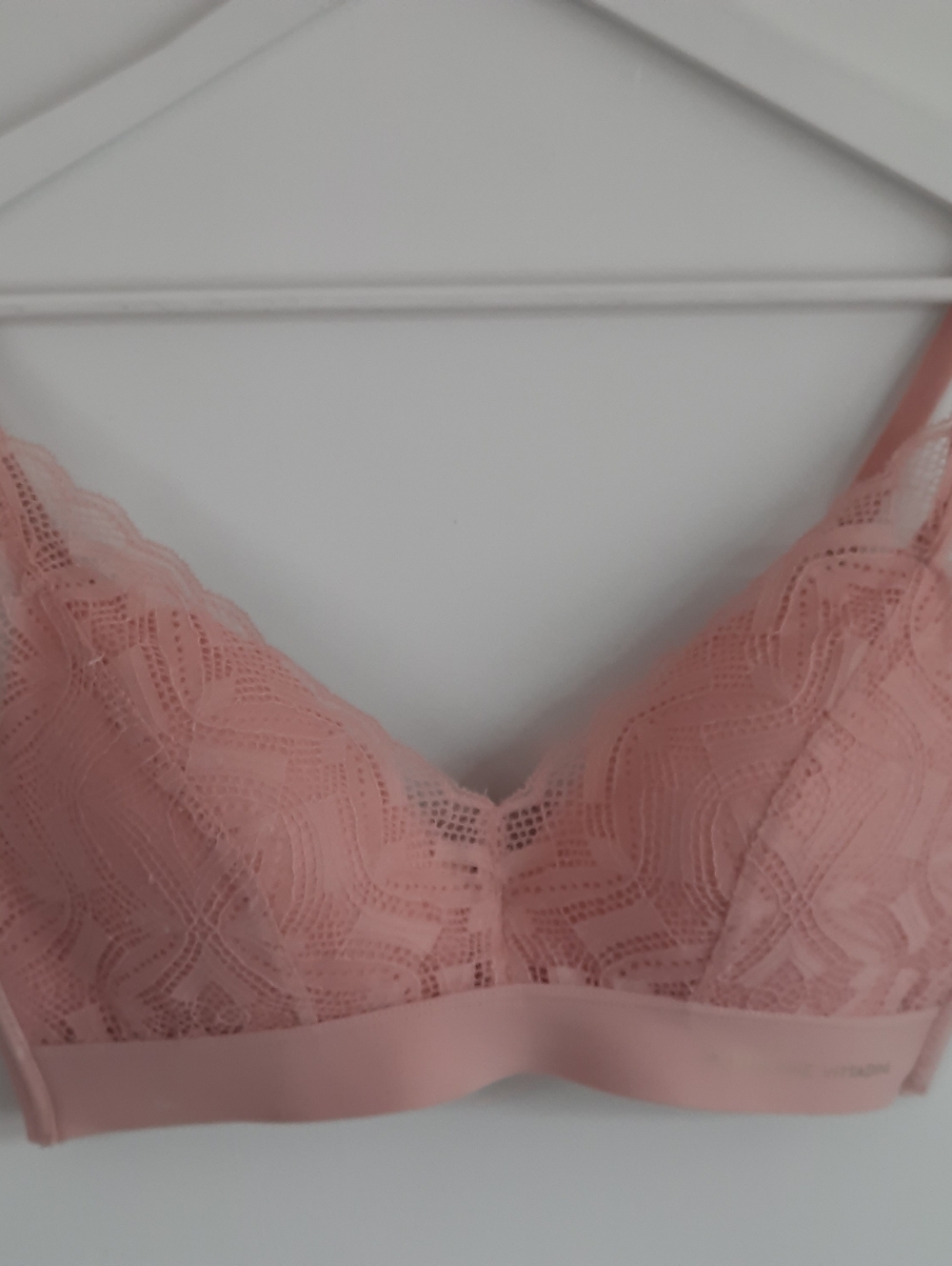 Adrienne Vittadini Studio Floral Lace Wireless Bra Style 5058_49 Size 36C Peach